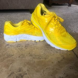 Saucony Omni 15 Everun NEVER WORN!